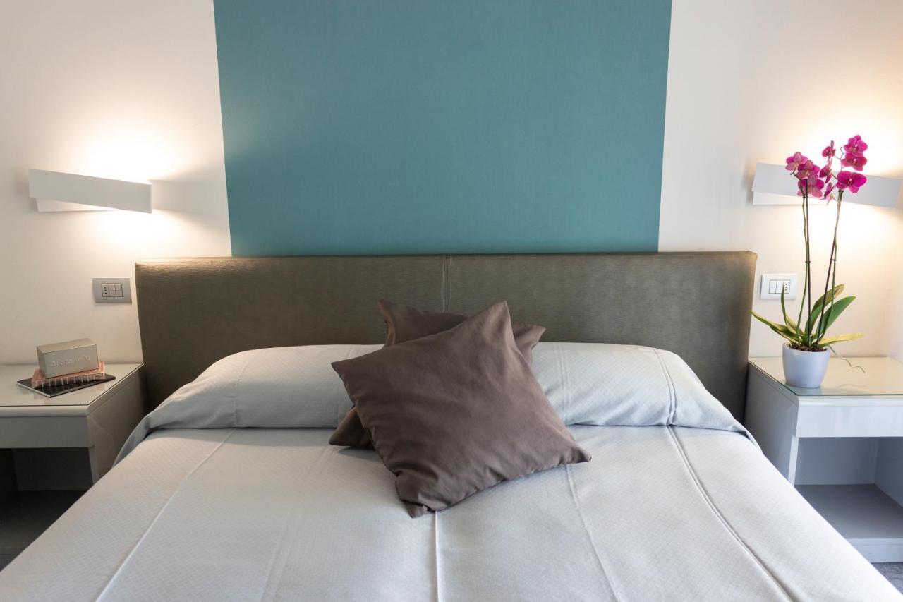 Hotel Desiree - Garda Lake Collection Sirmione Luaran gambar