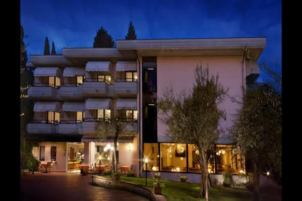 Hotel Desiree - Garda Lake Collection Sirmione Luaran gambar